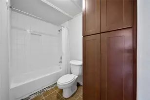 2255 Braeswood Park Dr, Houston, TX 77030 - Photo 18