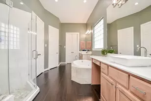 2015 Shadow Bend Dr, Sugar Land, TX 77479 - Photo 32