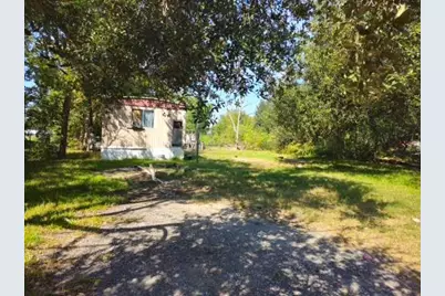 730 13th Street, Dickinson, TX 77539 - Photo 22