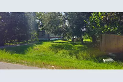 730 13th Street, Dickinson, TX 77539 - Photo 1