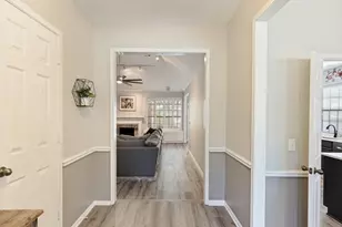 76 E Stony End Pl, The Woodlands, TX 77381 - Photo 4