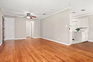 108 N 7th St, Highlands, TX 77562 - Photo 6