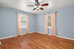 108 N 7th St, Highlands, TX 77562 - Photo 14