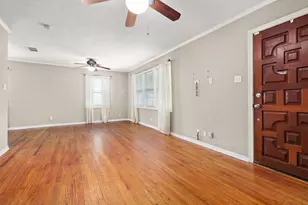 108 N 7th St, Highlands, TX 77562 - Photo 8