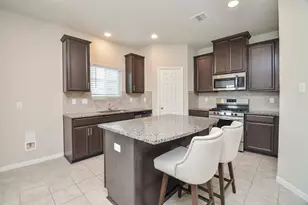 13312 Colby Meadow Dr, Houston, TX 77048 - Photo 6