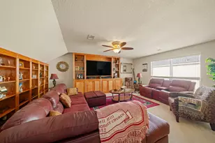 19523 S Oblong Cir, Cypress, TX 77429 - Photo 40