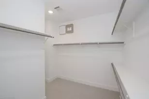 2054 Johanna Crk Dr, Houston, TX 77055 - Photo 20