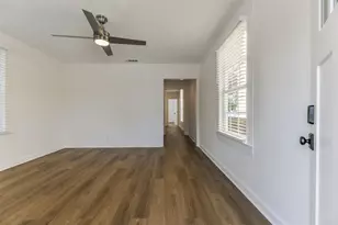 4007 Ball, Galveston, TX 77550 - Photo 34