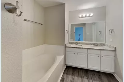 16960 Wren Hill Street, Conroe, TX 77385 - Photo 8