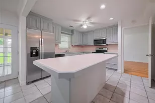 13351 Oak Leaf Ln, Houston, TX 77015 - Photo 6