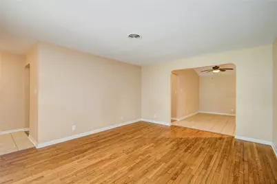 433 Southern Oaks Drive, Lake Jackson, TX 77566 - Photo 8