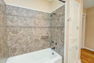 433 Southern Oaks Dr, Lake Jackson, TX 77566 - Photo 26