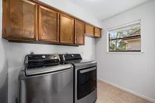 408 Pin Oak Dr, Baytown, TX 77520 - Photo 24