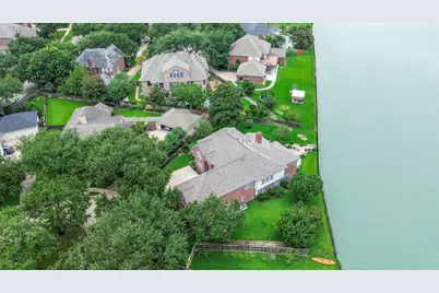 4202 Lakewood Court, Missouri City, TX 77459 - Photo 48