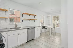 1740 Wroxton Ct, Houston, TX 77005 - Photo 6