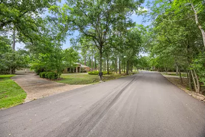 417 Rancho Bauer Drive, Houston, TX 77079 - Photo 6