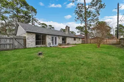 9842 Pinehurst Street, Baytown, TX 77521 - Photo 34