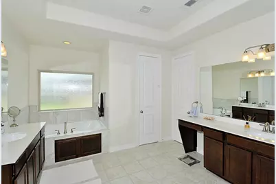 13109 Wornington Court, Houston, TX 77077 - Photo 12