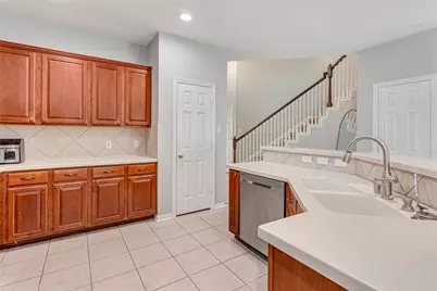 14518 Red Tailed Hawk Lane, Houston, TX 77044 - Photo 20