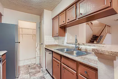 3100 Jeanetta Street #602, Houston, TX 77063 - Photo 8