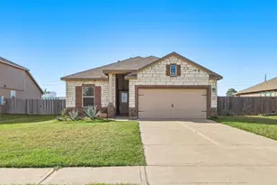 211 White Wing Ln, Sealy, TX 77474 - Photo 2