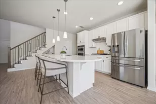 4017 Delta Rose St, Houston, TX 77018 - Photo 10