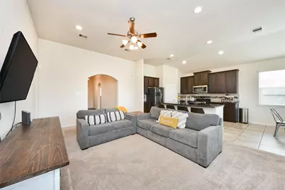 1640 Canchola Lane, League City, TX 77573 - Photo 10