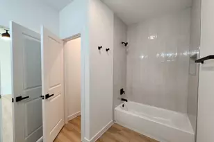 7817 Beckley St, Houston, TX 77088 - Photo 10