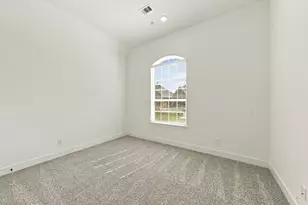 12222 Denham Dr, Mont Belvieu, TX 77523 - Photo 10