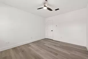 6210 Rippling Hollow Dr, Spring, TX 77379 - Photo 32