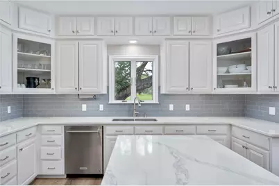 330 Live Oak Hills Court, San Marcos, TX 78666 - Photo 12
