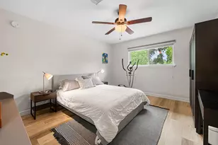 727 Bunker Hill Rd, Houston, TX 77024 - Photo 24