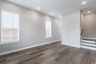 8475 Berry Brush, Houston, TX 77022 - Photo 8