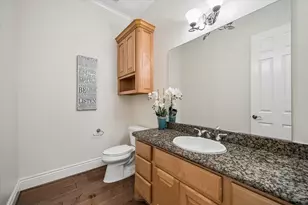 5230 Turning Leaf Ln, Sugar Land, TX 77479 - Photo 20