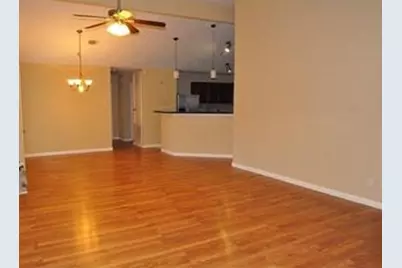 2426 Planters Row, Sugar Land, TX 77478 - Photo 4