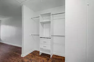 7080 Greenway Chase St, Houston, TX 77072 - Photo 22