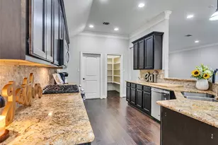 5409 Zephyr Ln, Willis, TX 77318 - Photo 22