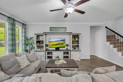 309 Lochvale Peak Court, Montgomery, TX 77316 - Photo 18
