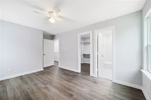 8215 Crestview Dr, Houston, TX 77028 - Photo 22