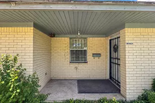 9236 Kelburn Dr, Houston, TX 77016 - Photo 2