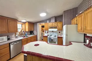 908 N Pitzer St, Colmesneil, TX 75938 - Photo 12