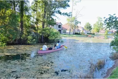 10111 Earlington Manor Drive, Spring, TX 77379 - Photo 20