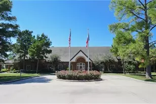 10111 Earlington Manor Dr, Spring, TX 77379 - Photo 32