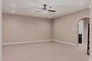 9039 Centennial Dr, Conroe, TX 77384 - Photo 16