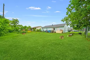 5003 Ridgeway Dr, Houston, TX 77033 - Photo 12