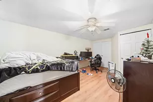 5003 Ridgeway Dr, Houston, TX 77033 - Photo 22
