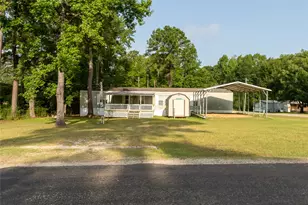 651 Hbr Pt Dr, Trinity, TX 75862 - Photo 1