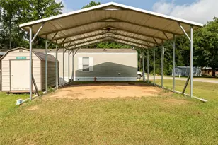 651 Hbr Pt Dr, Trinity, TX 75862 - Photo 12