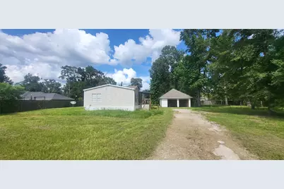 16711 Lake Circle, Conroe, TX 77302 - Photo 4
