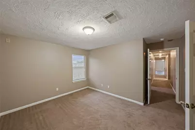5401 Peacock Street, Houston, TX 77033 - Photo 8
